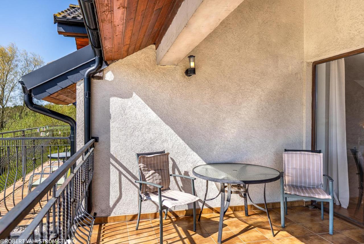 Osrodek Wypoczynkowy Swallow Apartment Grzybowo  Exterior photo